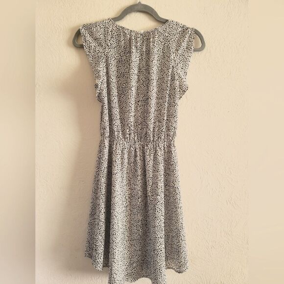 H&M Black‎ and White Flowy Fit & Flare Dress Size 2 - Picture 7 of 11